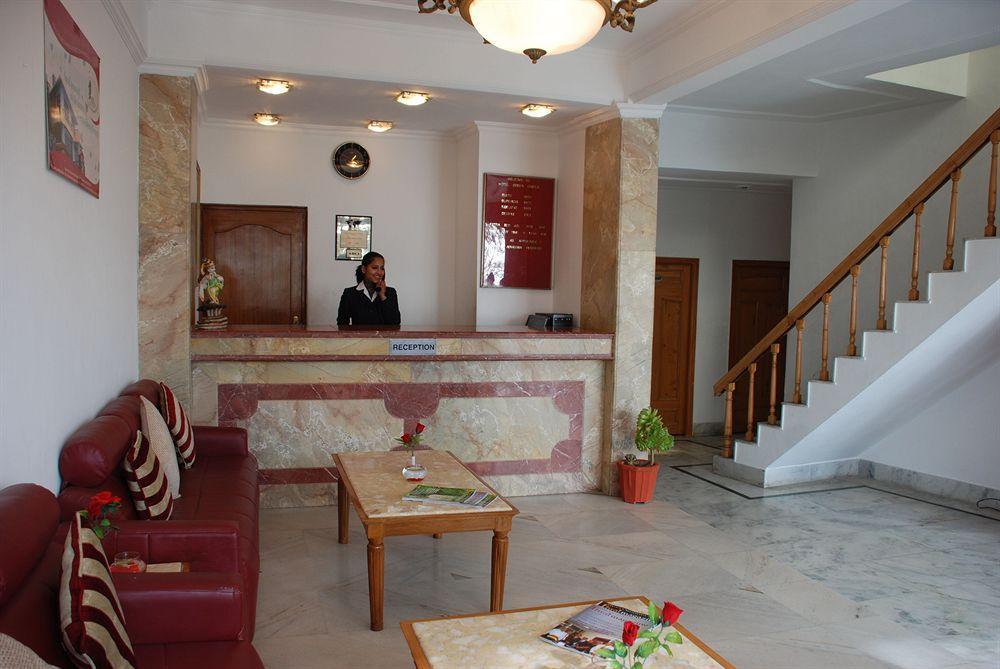 Tulip Inn Green Castle Mall Road Mussoorie Exterior foto